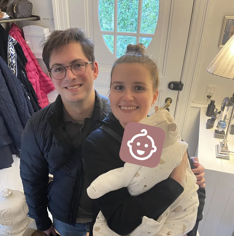 Emma og Thomas, som står bag Tiny Guide, sammen med deres søn Daniel