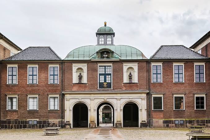 Charlottenborg Slot